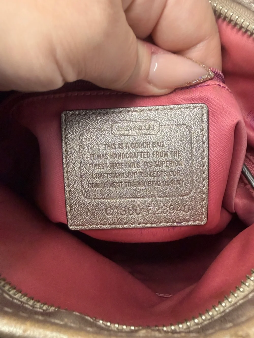 Coach Daisy Outline Signature Metallic Mia Tote handbag, model F23940. - Picture 9 of 10